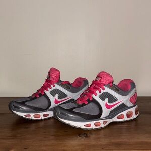 Nike Women’s Pink and Gray Athletic Running Shoes- Air Tailwind